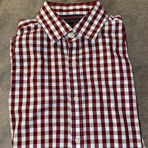 Banana Republic Men’s Non Iron Tailored Slim Fit